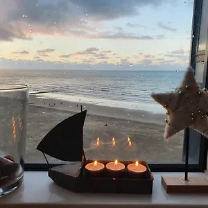 https://le-7me-ciel-westende.hotelsghent.com